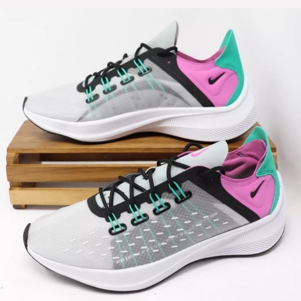 Women's Nike exp-x14